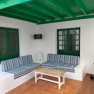  Apartment Amura En Playa De Cucharas Spain