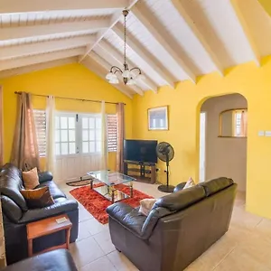  Holiday home Beachy I Kitchen I Wi-fi I Shaded I Parking Barbados
